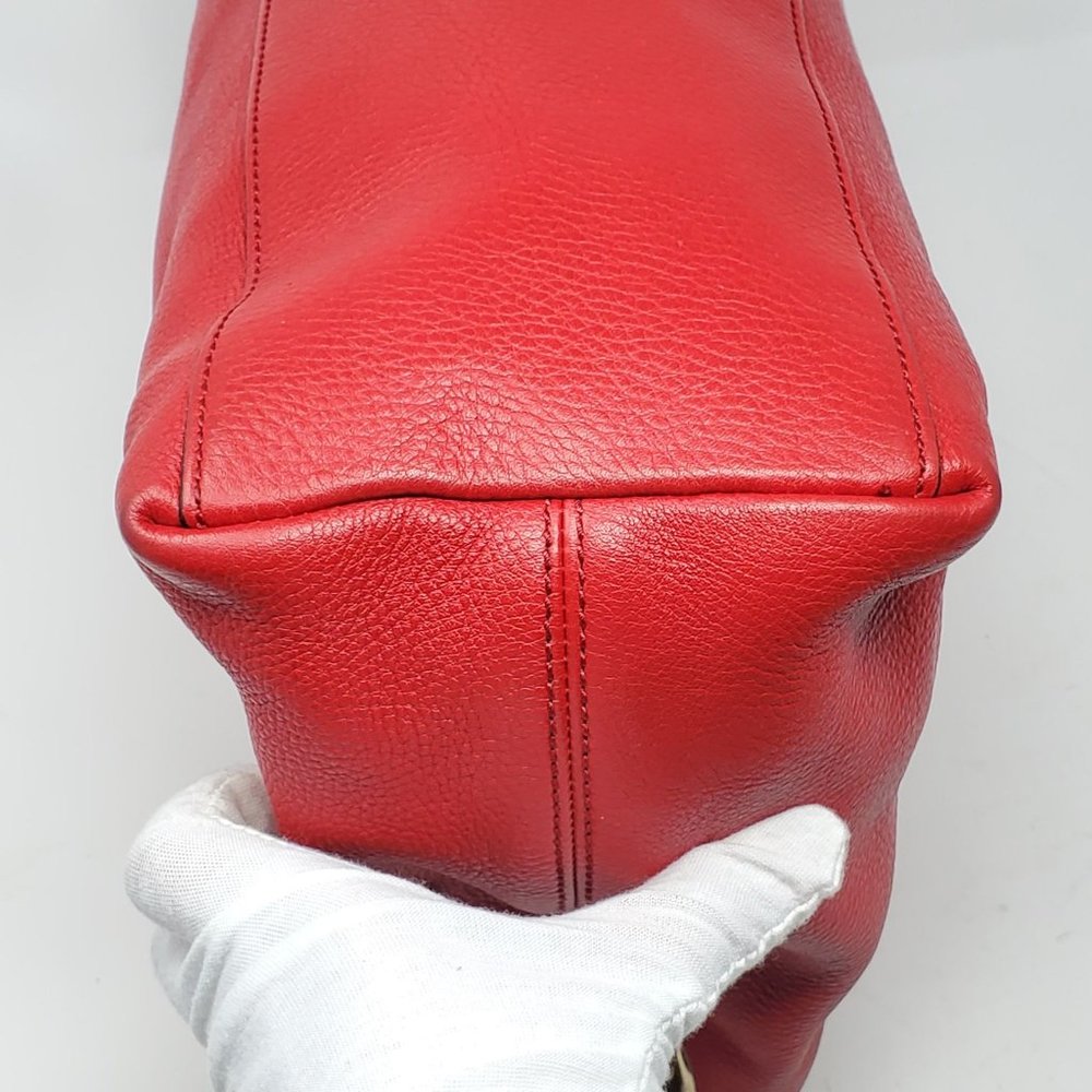 Gucci Soho Medium on Chain Leather Shoulder Bag - Picture 9 of 15